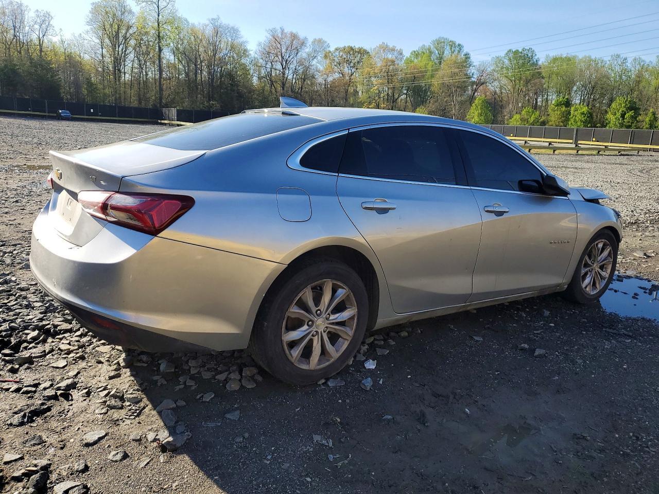 2019 Chevrolet Malibu Lt - Image 3