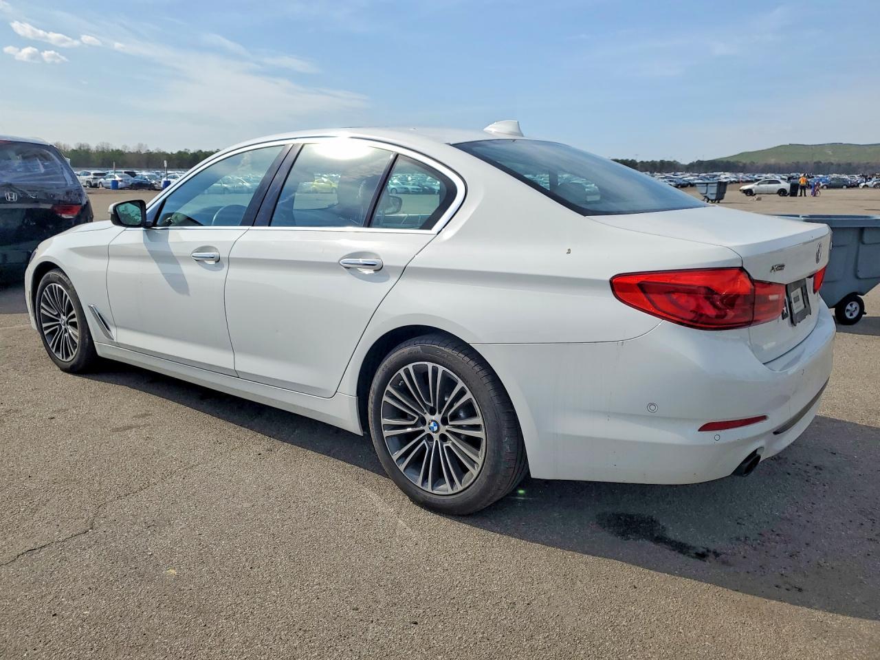 2017 BMW 530 Xi - Фото 2