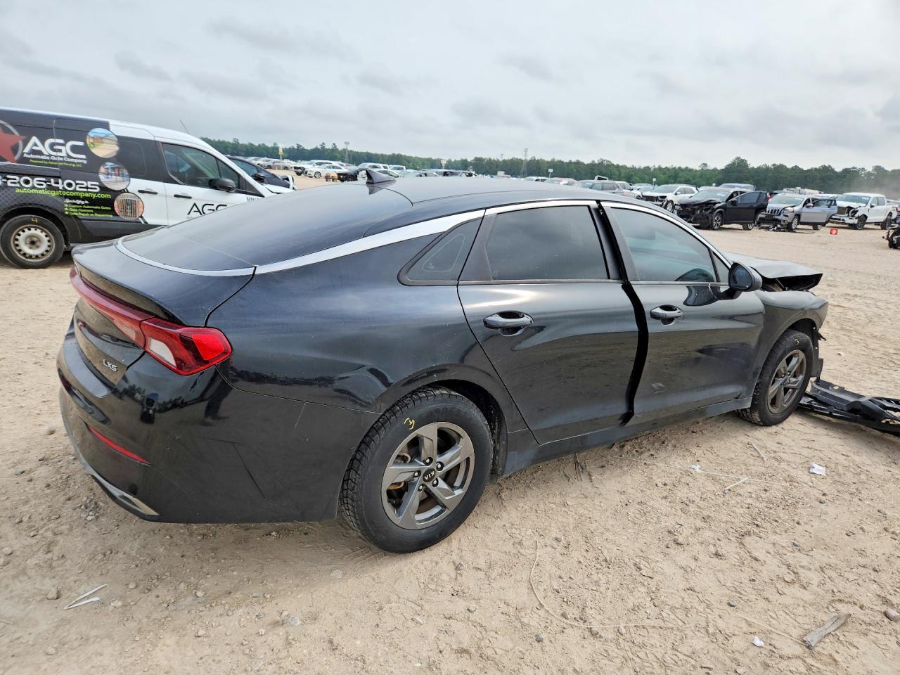 2021 Kia K5 Lxs - Image 3