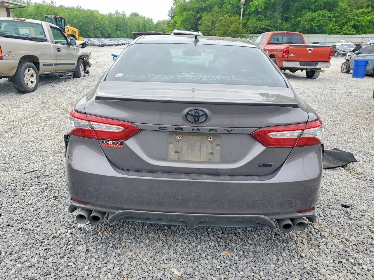 2020 Toyota Camry Xse - Фото 6