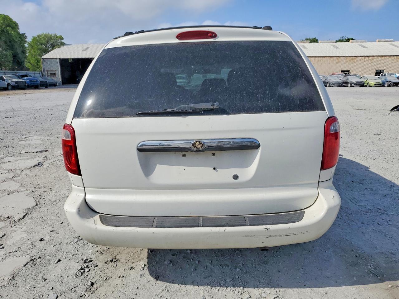 2007 Chrysler Town & Country Lx - Фото 6