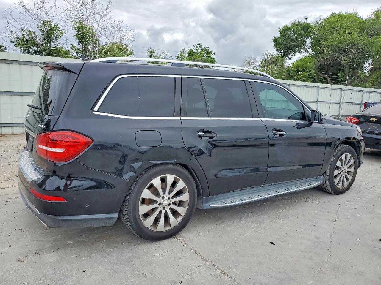 2017 Mercedes-Benz Gls 450 4Matic - Фото 3