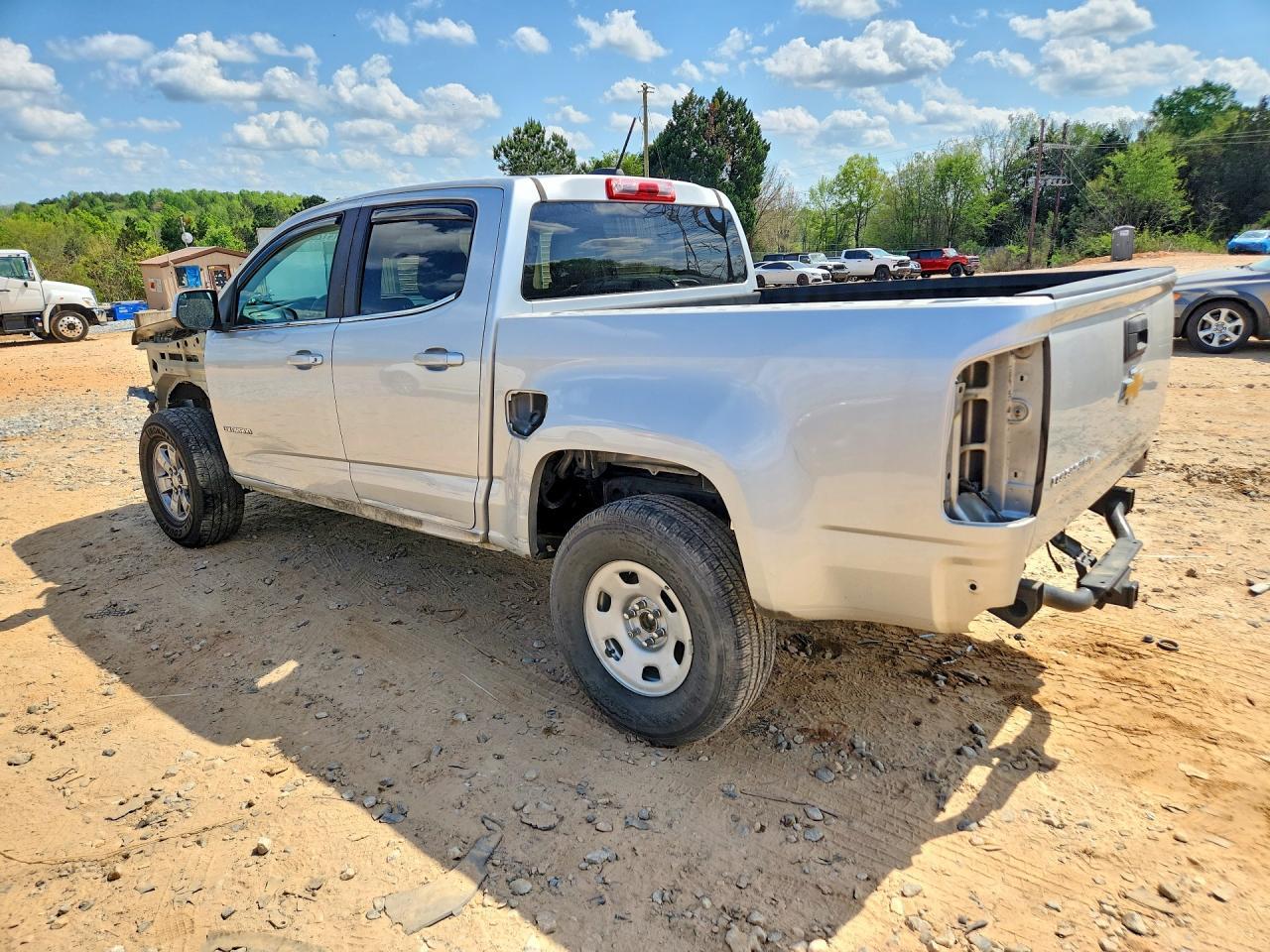 2020 Chevrolet Colorado - Фото 2
