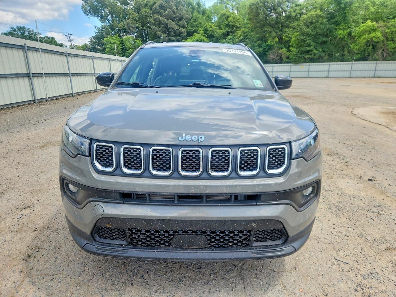 2023 Jeep Compass Latitude - Image 5