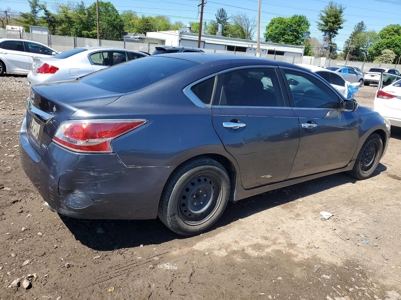 2013 Nissan Altima 2.5 - Фото 3