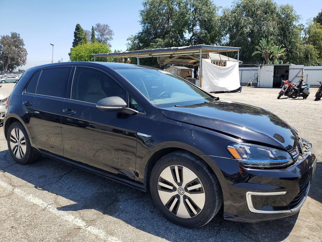 2016 Volkswagen E-Golf Sel Premium - Фото 4