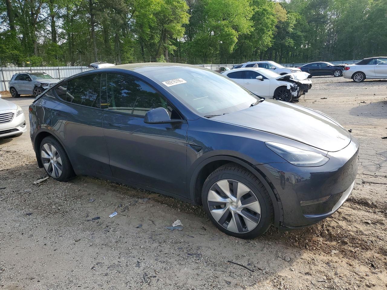 2024 Tesla Model Y - Фото 4