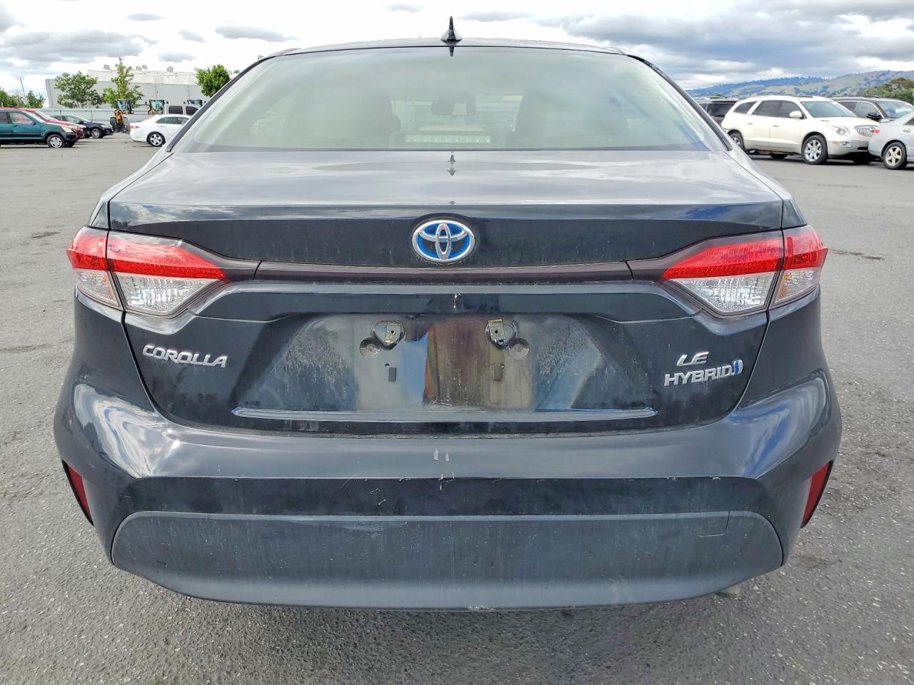 2023 Toyota Corolla Hybrid Le - Image 6