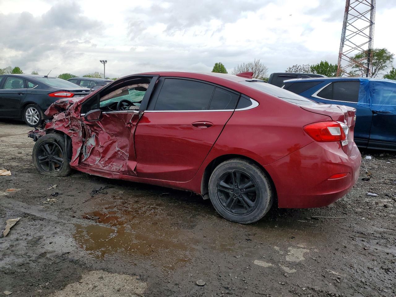 2017 Chevrolet Cruze Lt - Фото 2
