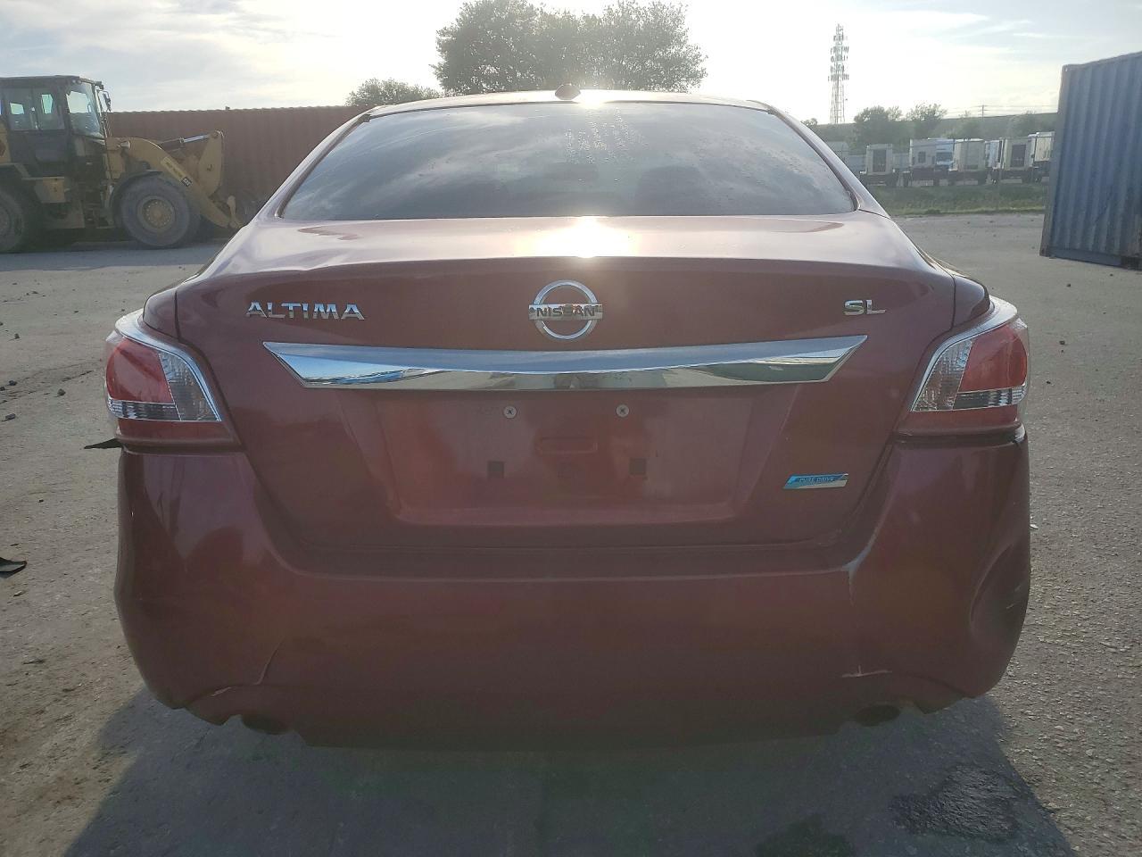 2013 Nissan Altima 2.5 - Фото 6
