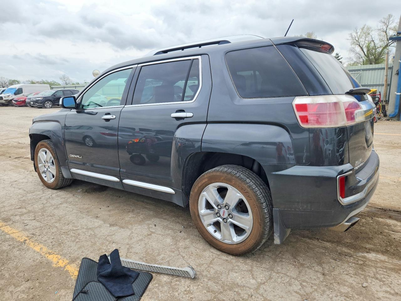 2017 GMC Terrain Denali - Фото 2