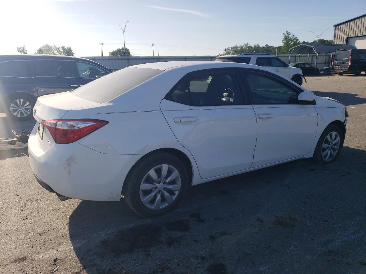 2015 Toyota Corolla Le - Фото 3