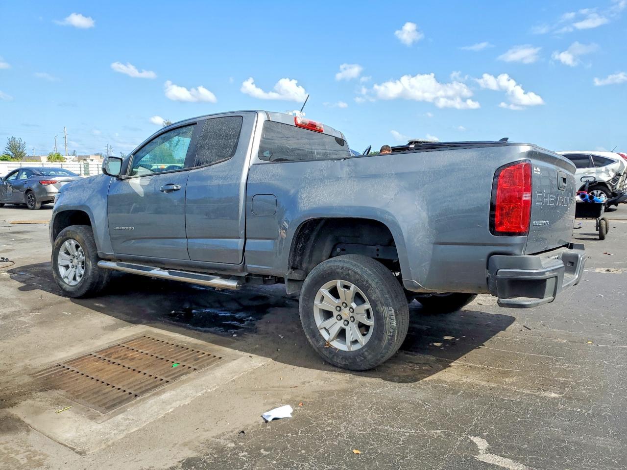 2022 Chevrolet Colorado Lt - Image 2