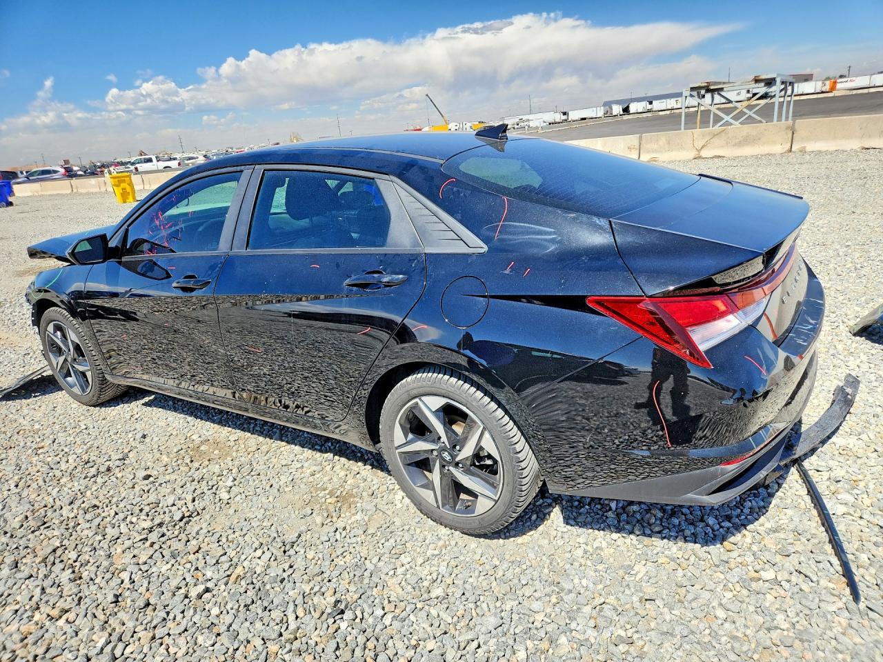 2023 Hyundai Elantra Sel - Фото 2