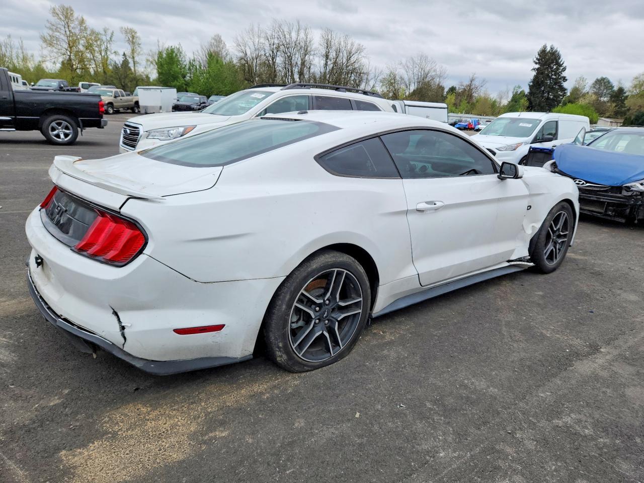 2019 Ford Mustang Gt - Фото 3