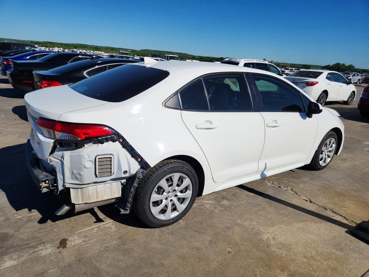 2021 Toyota Corolla Le - Фото 3