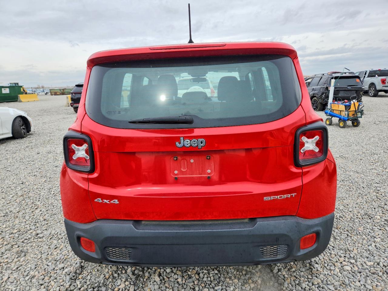 2015 Jeep Renegade Sport - Фото 6