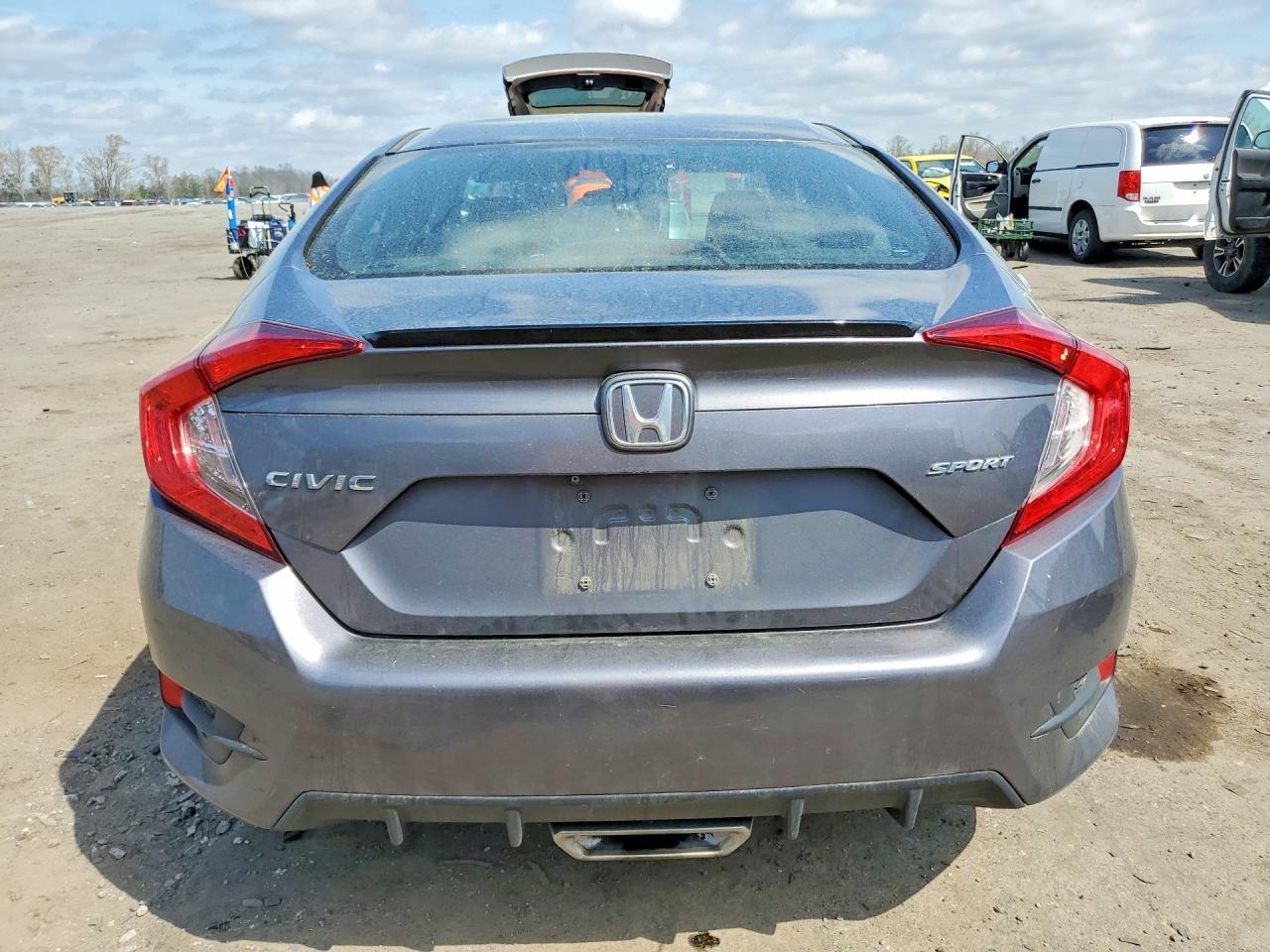 2020 Honda Civic Sport - Фото 6