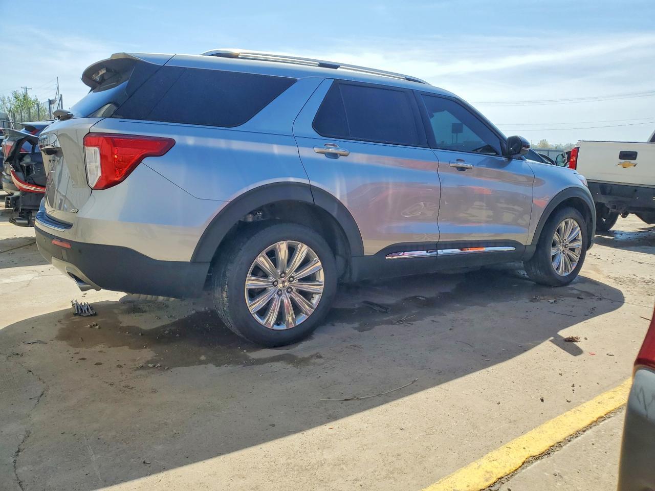 2022 Ford Explorer Limited - Фото 3