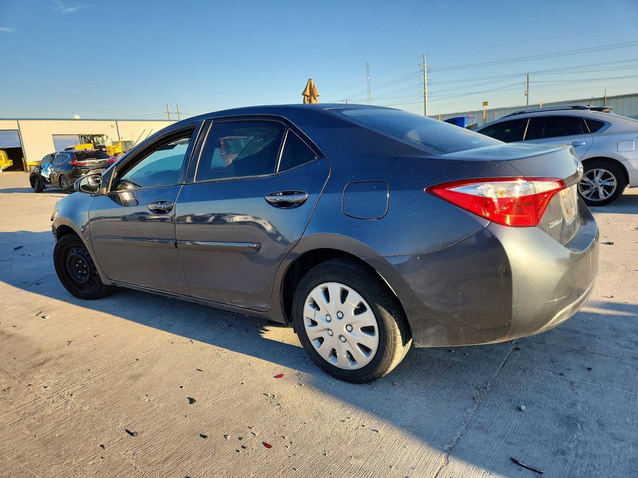 2014 Toyota Corolla Le - Фото 2