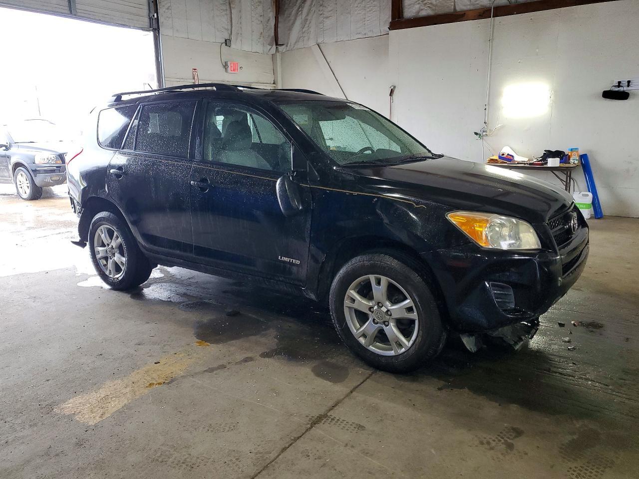 2011 Toyota Rav4 4D - Фото 4