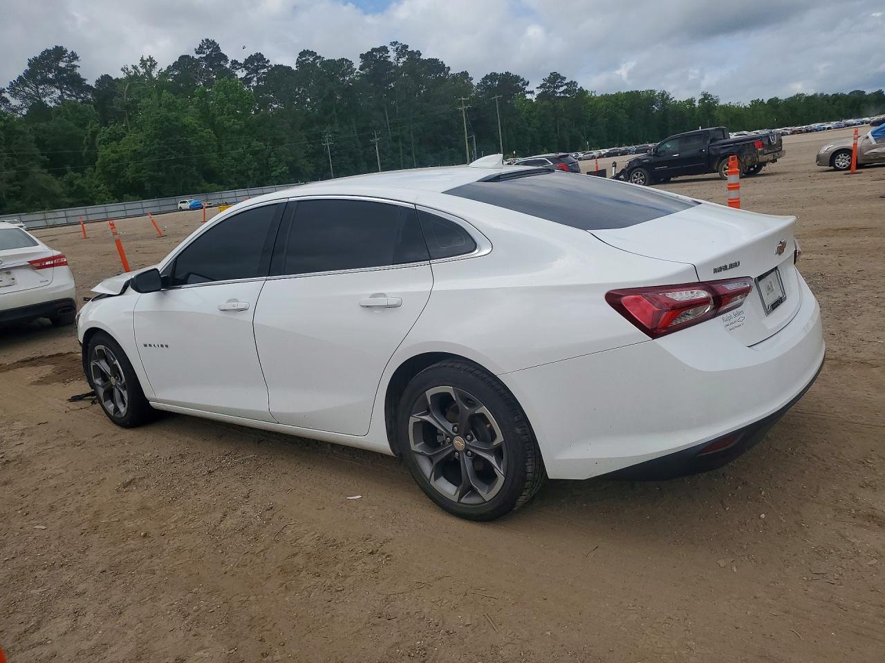 2021 Chevrolet Malibu Lt - Фото 2