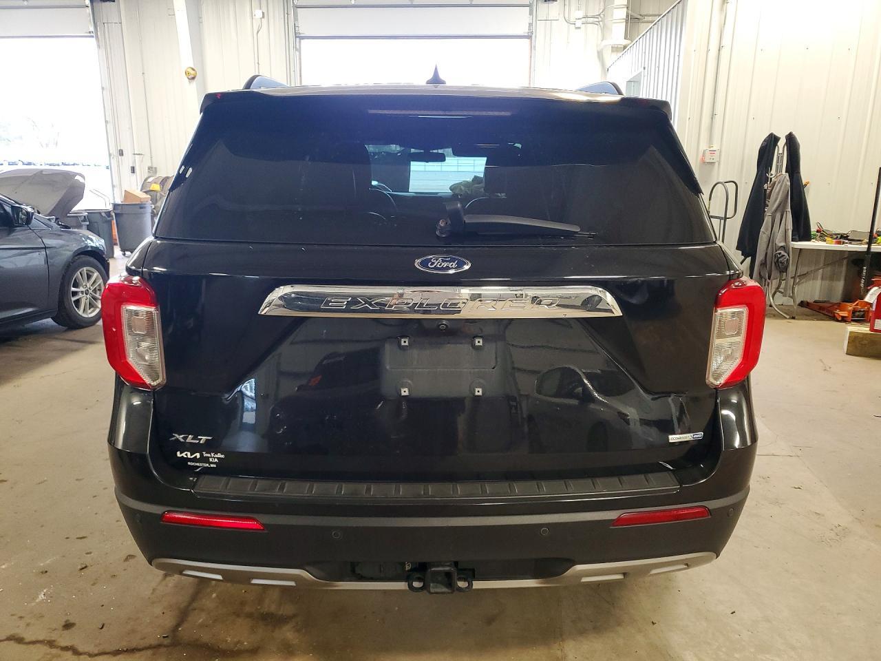 2020 Ford Explorer Xlt - Image 6