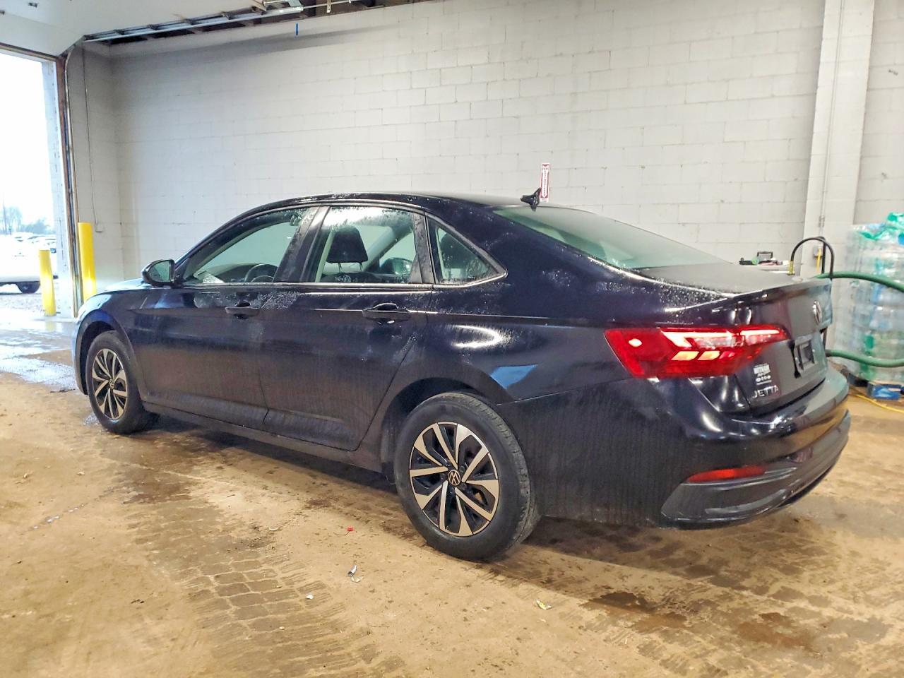 2024 Volkswagen Jetta S - Фото 2