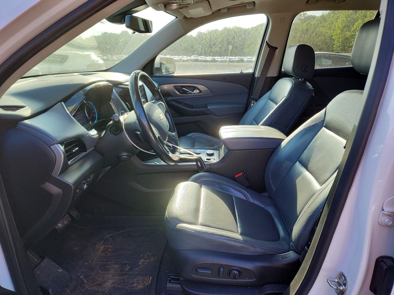2021 Chevrolet Traverse Premier - Image 7