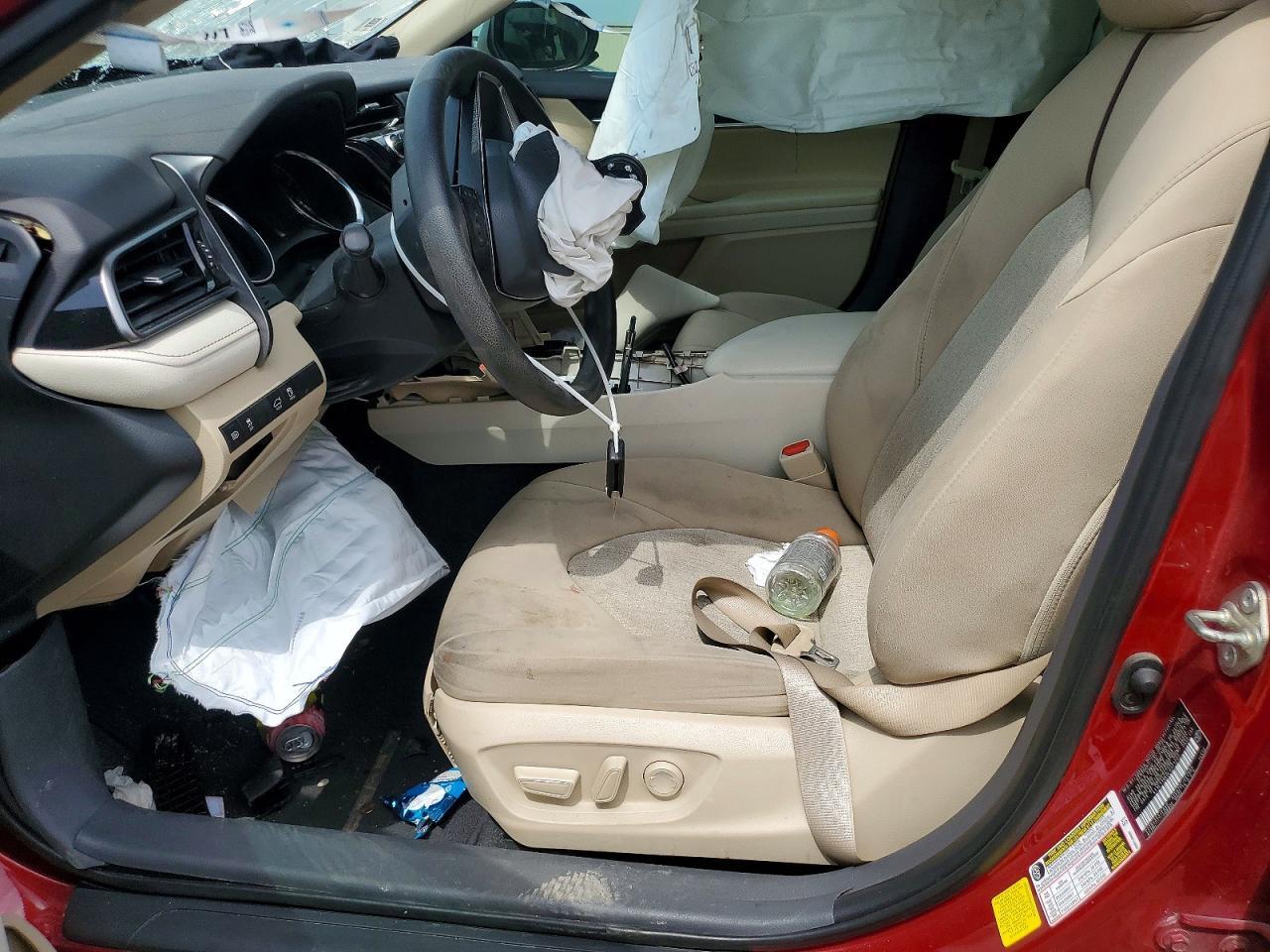 2020 Toyota Camry Le - Image 7