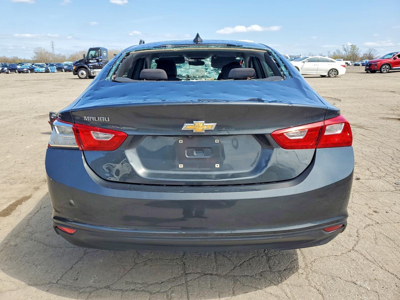 2017 Chevrolet Malibu Ls - Фото 6