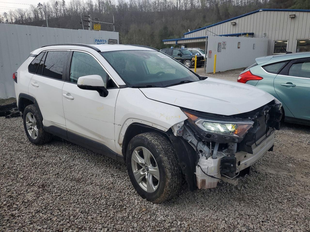 2020 Toyota Rav4 Xle - Фото 4