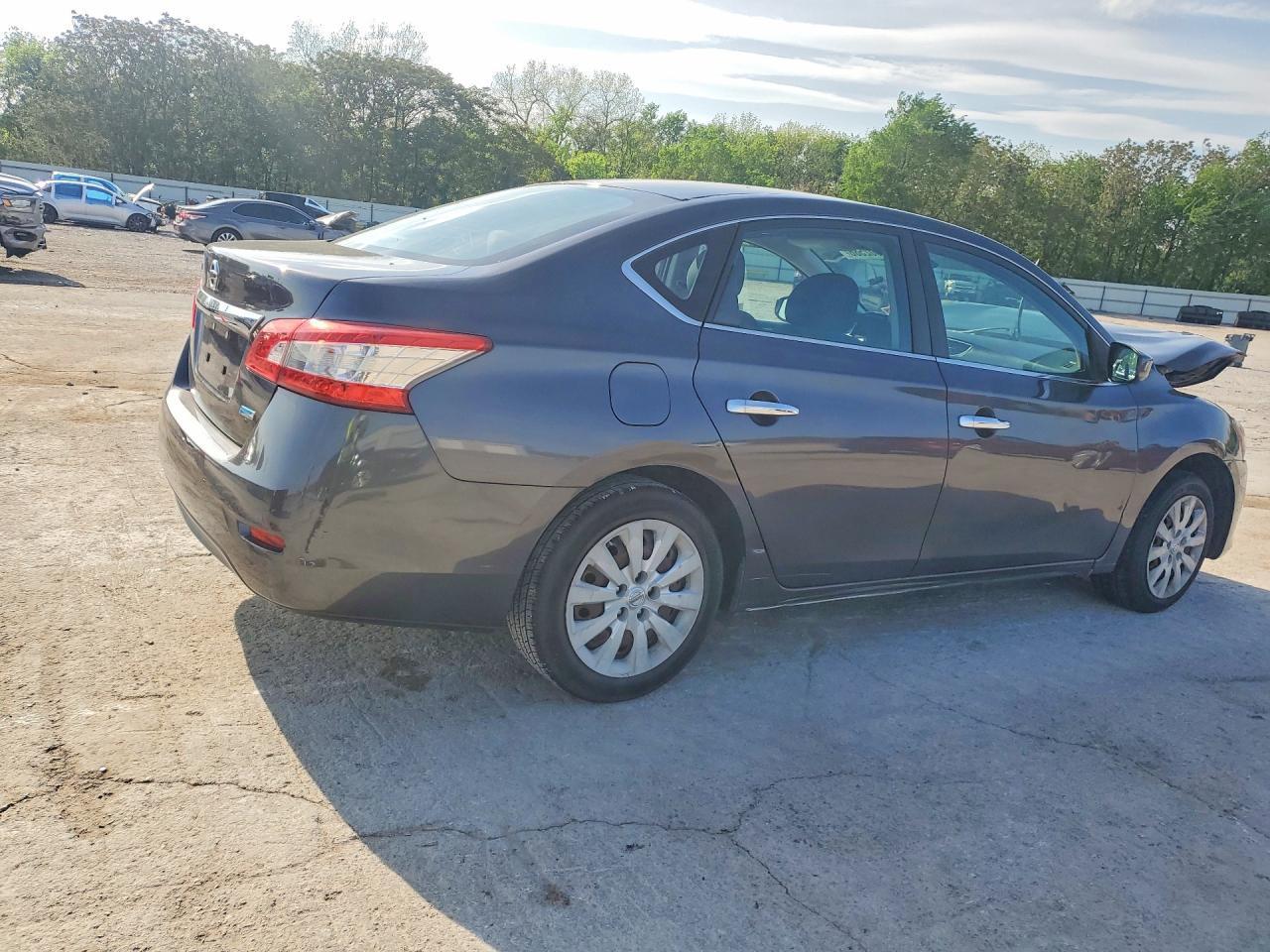 2014 Nissan Sentra S - Image 3