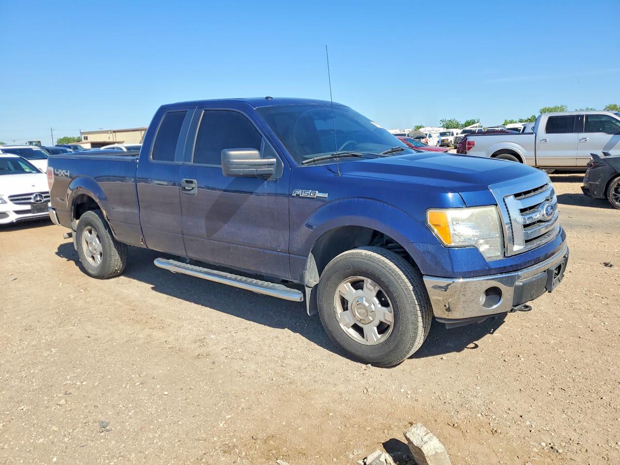 2010 Ford F150 Super Cab - Image 4