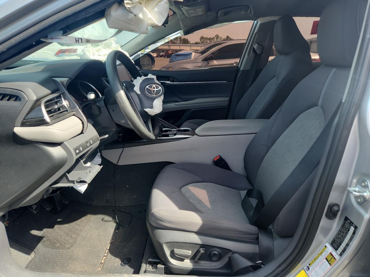 2022 Toyota Camry - Image 7