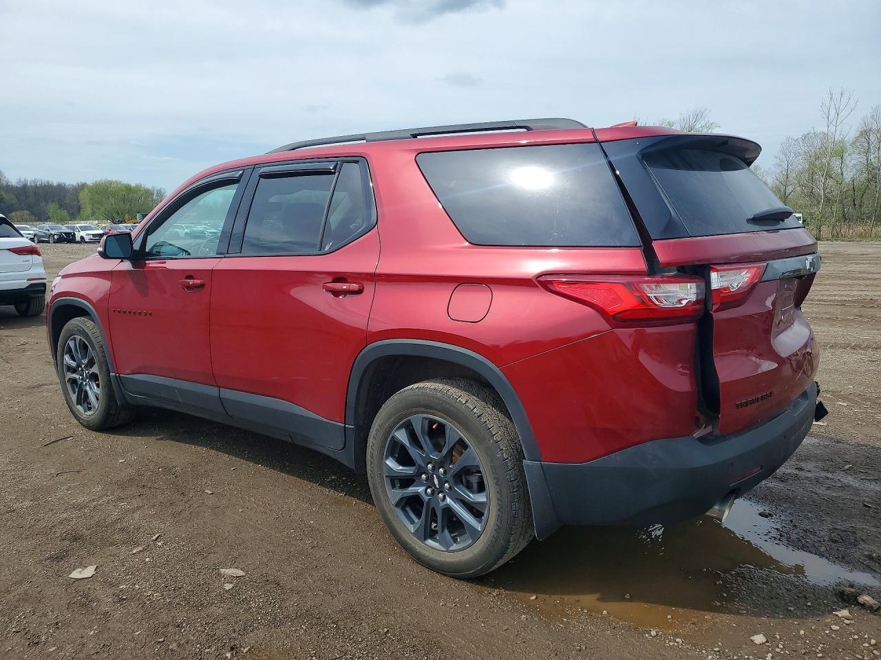 2021 Chevrolet Traverse Rs - Image 2