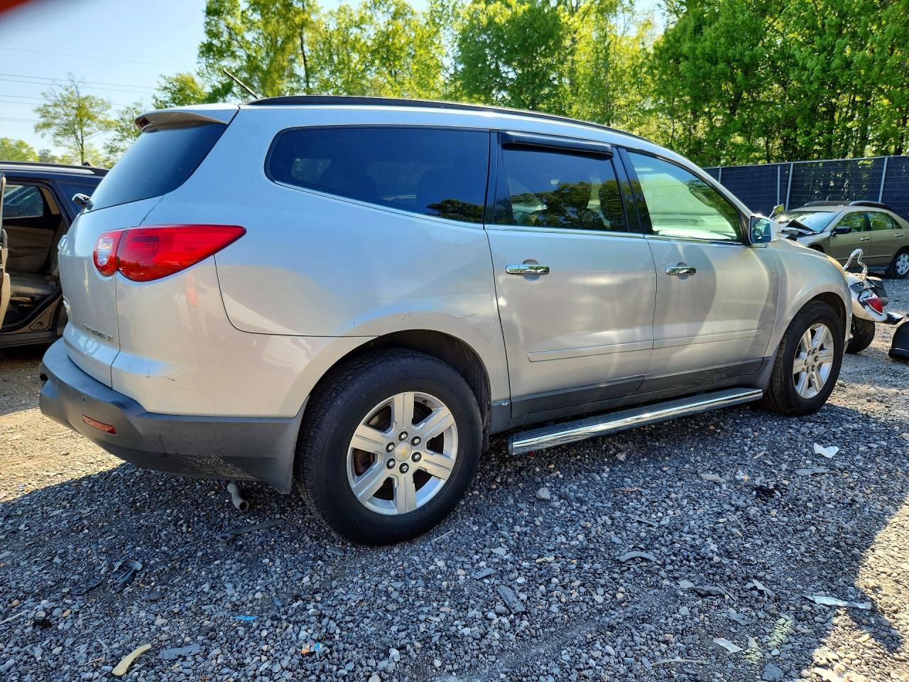2011 Chevrolet Traverse Lt - Фото 3