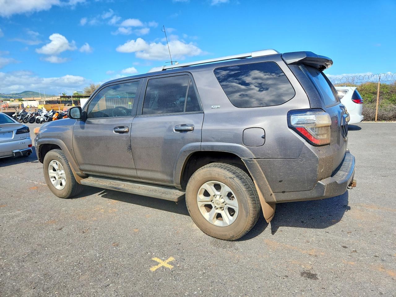 2017 Toyota 4Runner Sr5 - Фото 2