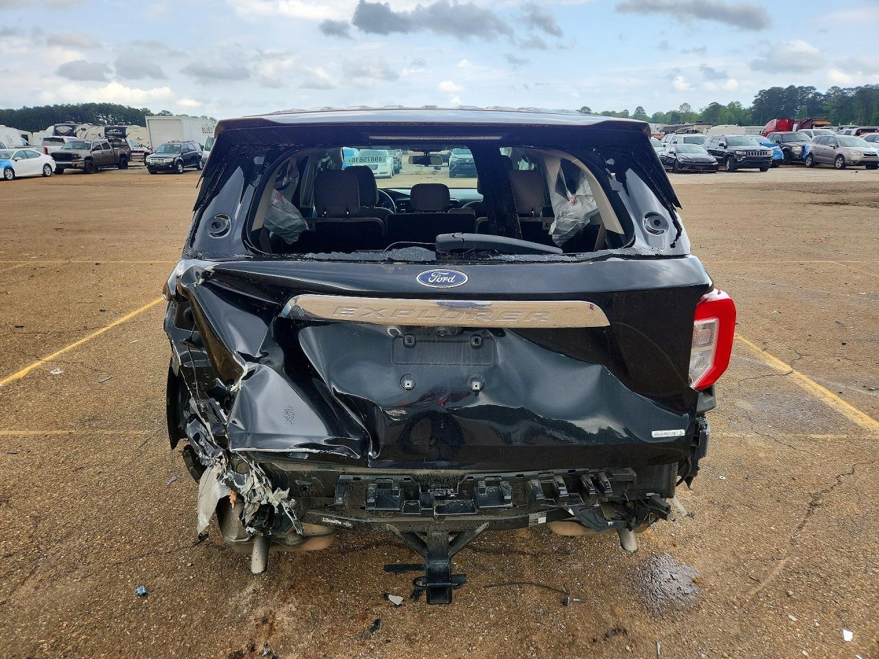 2020 Ford Explorer - Image 6