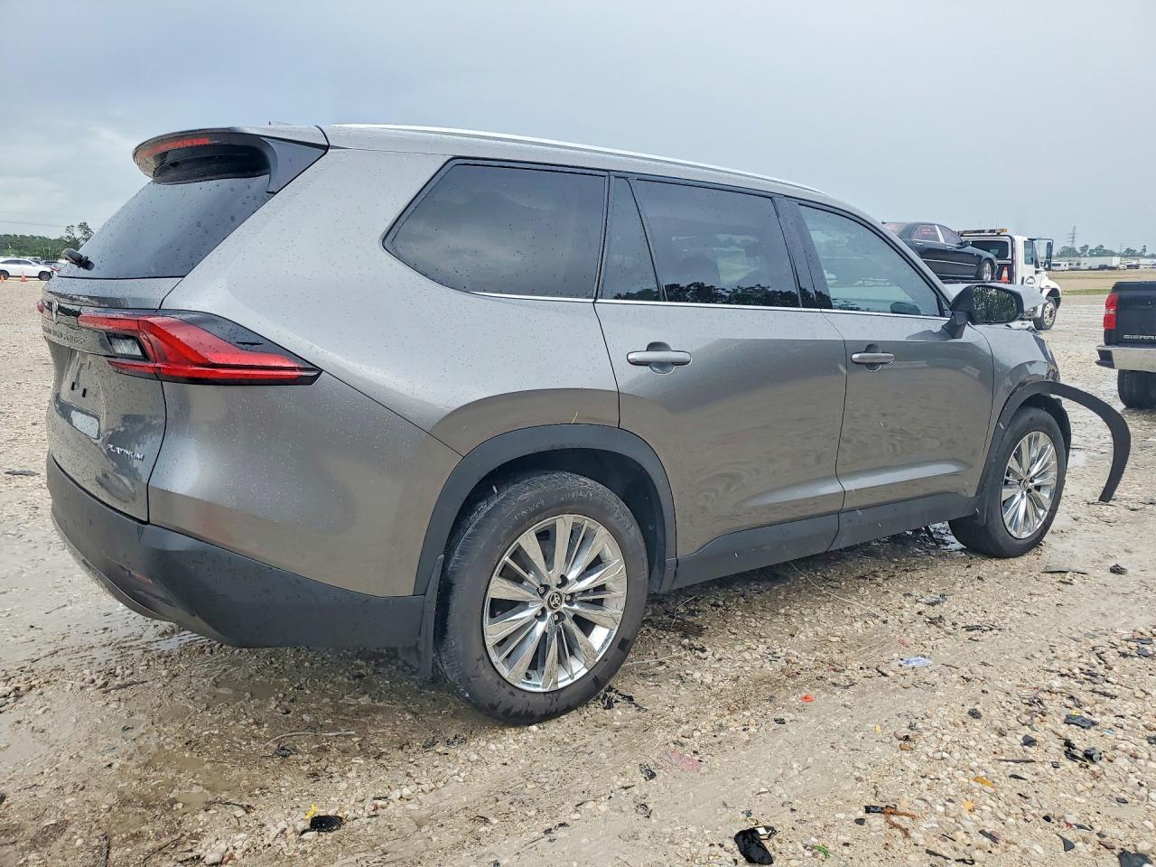 2025 Toyota Grand Highlander Platinum - Фото 3