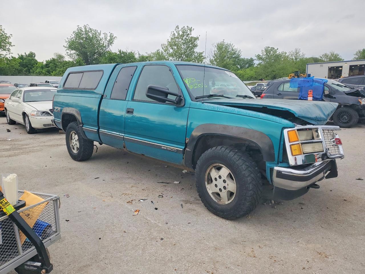 1995 GMC Sierra K1500 - Image 4
