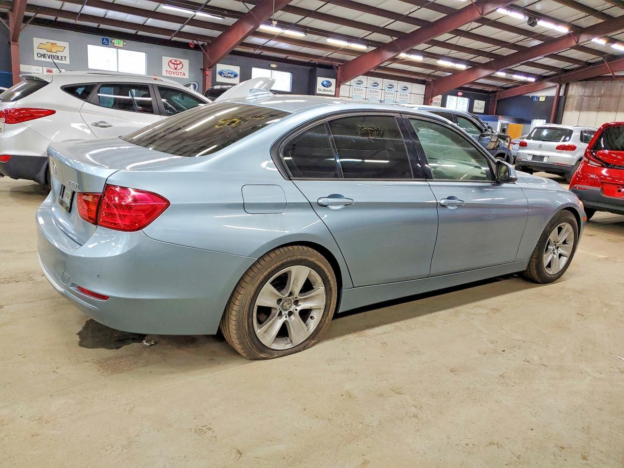 2013 BMW 328 I - Фото 3