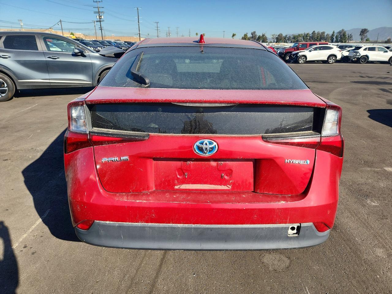 2021 Toyota Prius Le - Фото 6
