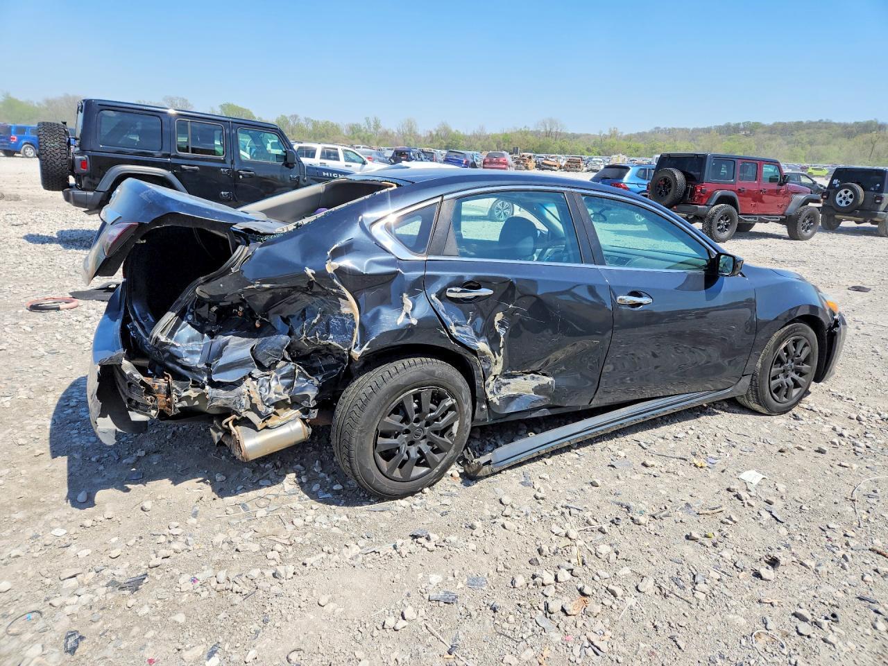 2016 Nissan Altima 2.5 S - Image 3