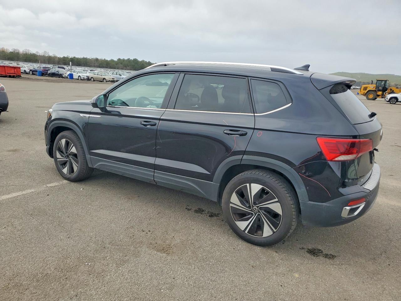 2023 Volkswagen Taos Se - Фото 2