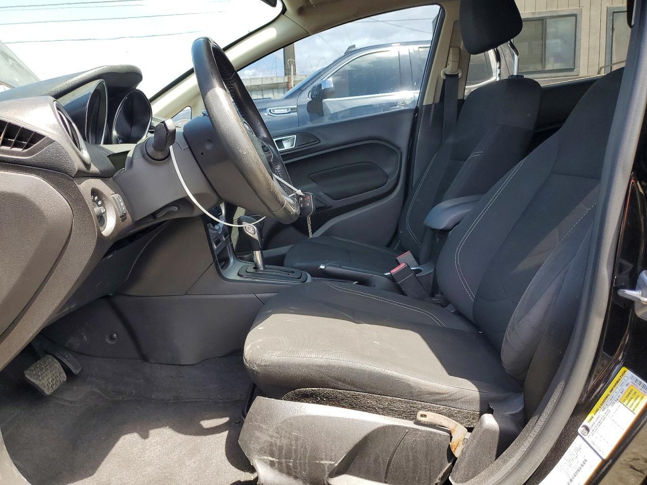 2016 Ford Fiesta Se - Фото 7