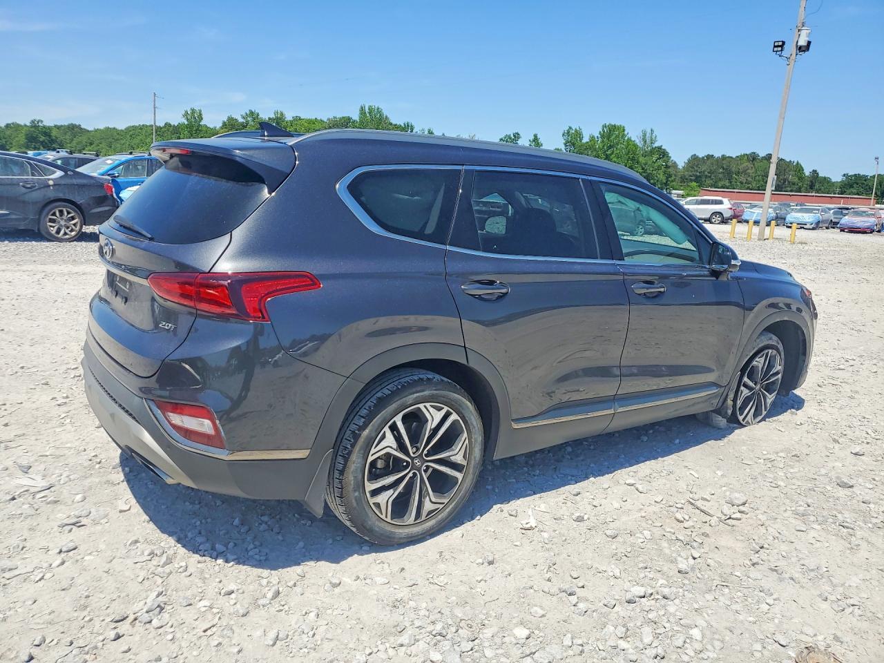 2020 Hyundai Santa Fe Limited 2.0T - Image 3
