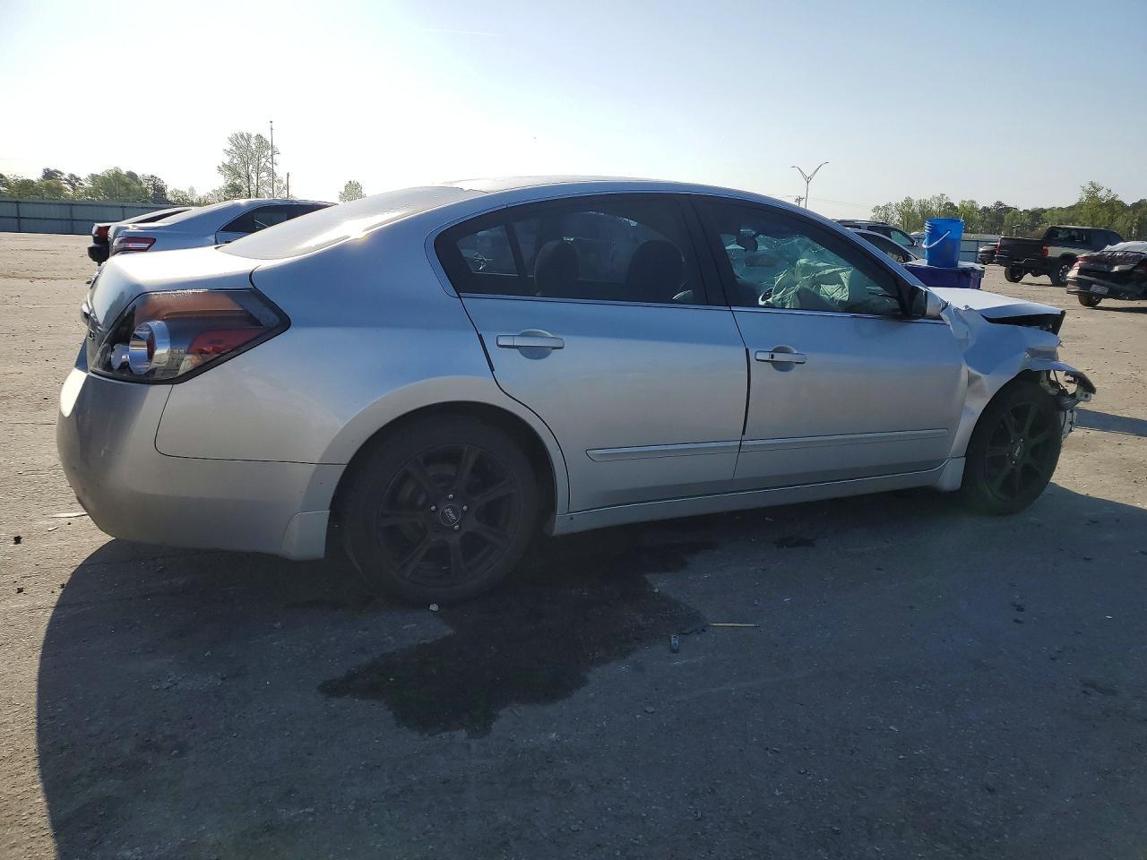 2010 Nissan Altima 2.5 - Image 3