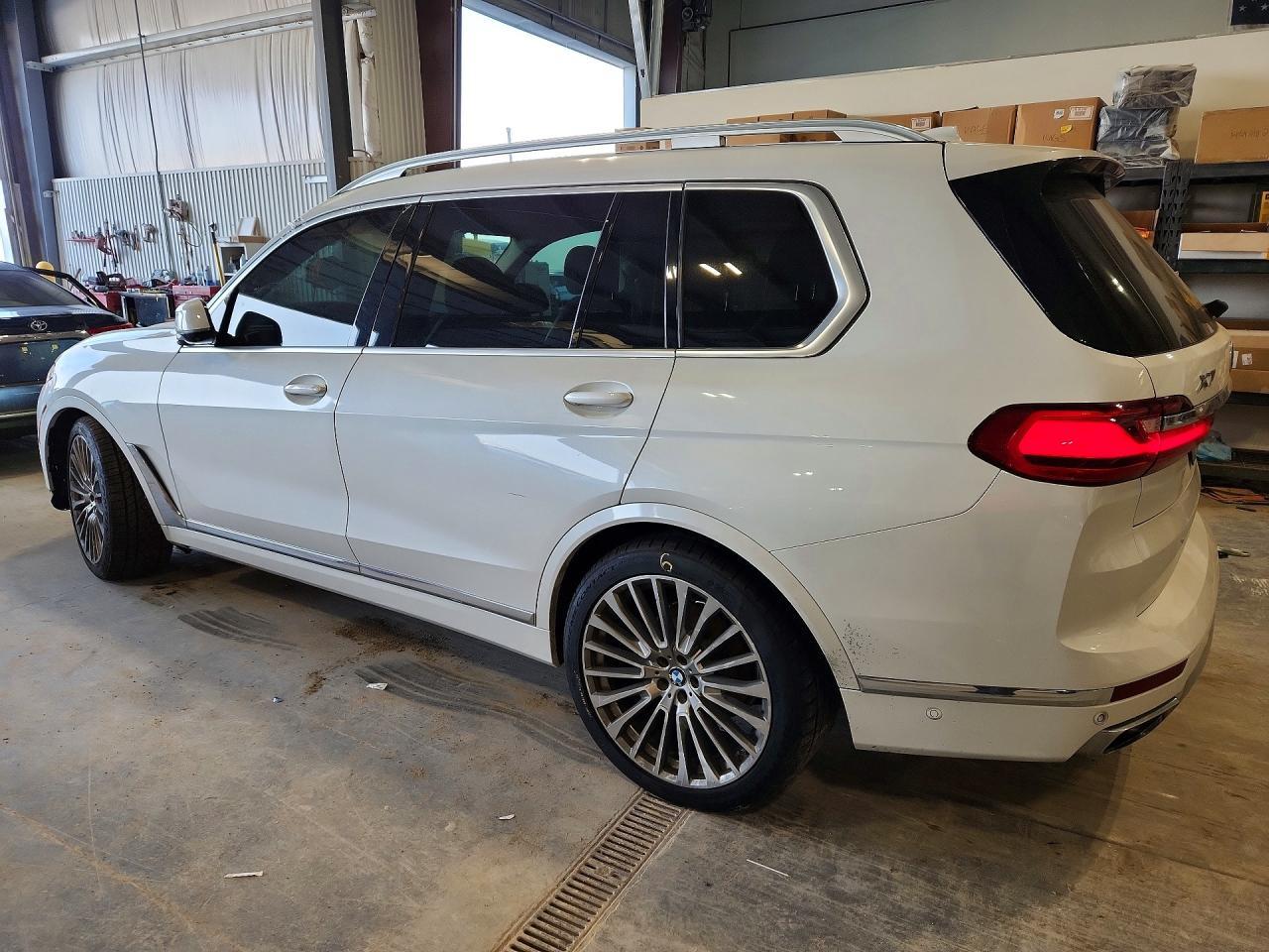 2020 BMW X7 xDrive40I - Image 2