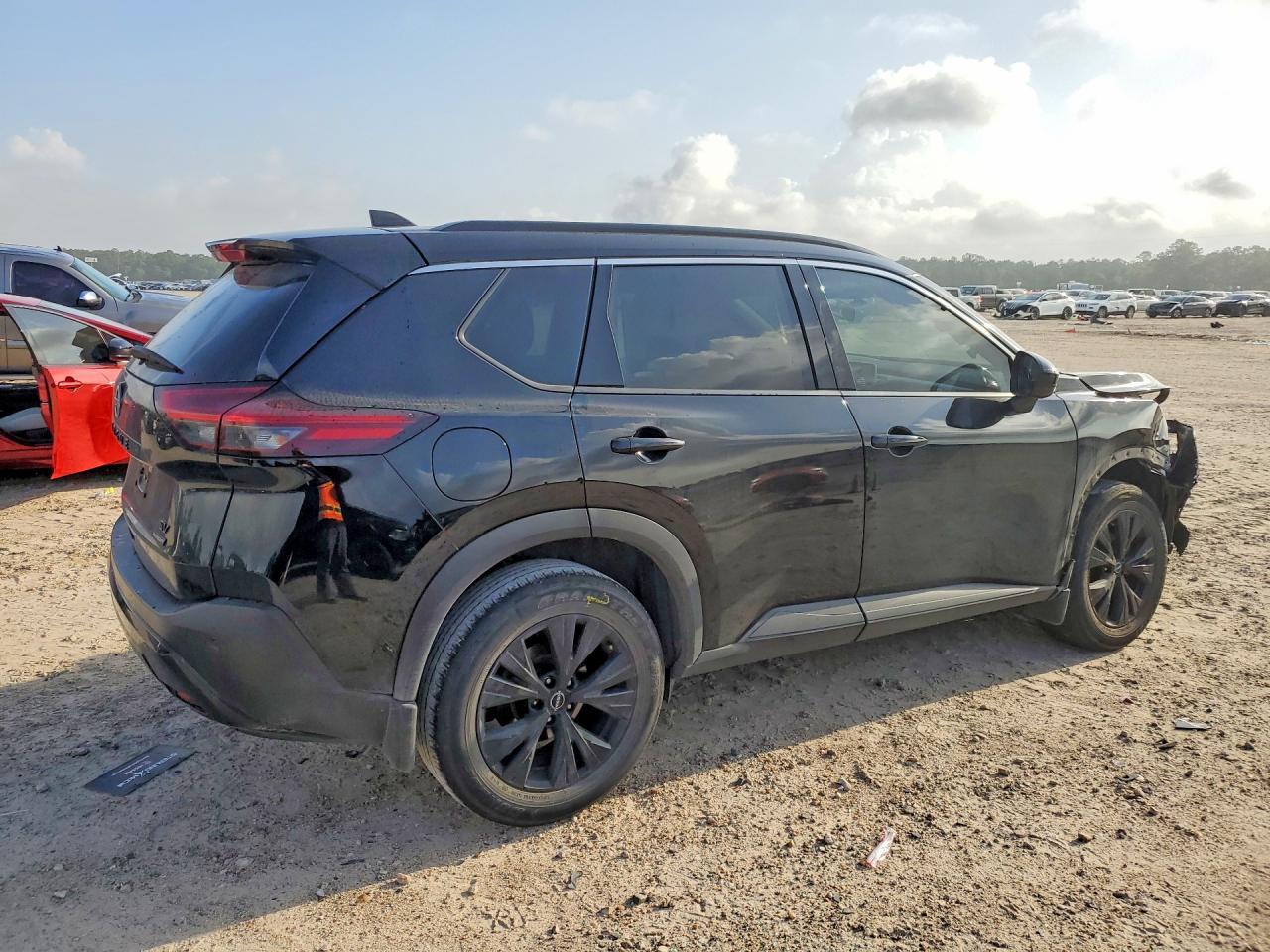 2023 Nissan Rogue Sv - Фото 3
